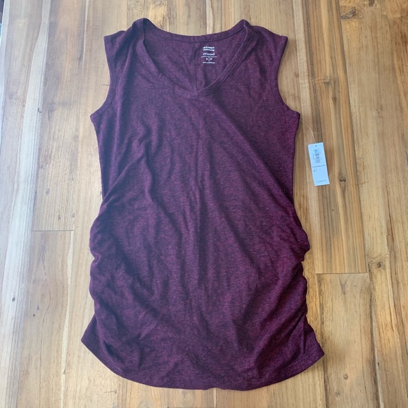 Maternity t-shirt and tank top - Picture 6 of 7